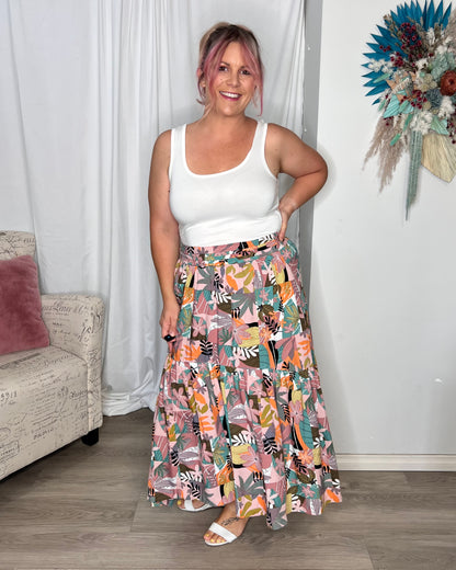 **NEW** Kate Skirt: A stunning midi-length skirt in 100% cotton. So fun and fresh for the season. Style down with a tee or style up for an occasion with a fitted top and heels
Features: - Ciao Bella Dresses - Bee Maddison
