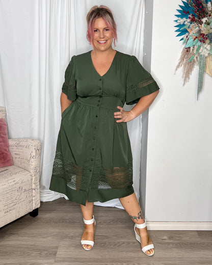 **NEW** Hailey Midi Dress: The Hailey Dress is a stunning all-rounder that can be dressed up or down, depending on the situation. It is made with breastfeeding parents in mind, however, is per - Ciao Bella Dresses - For Mae