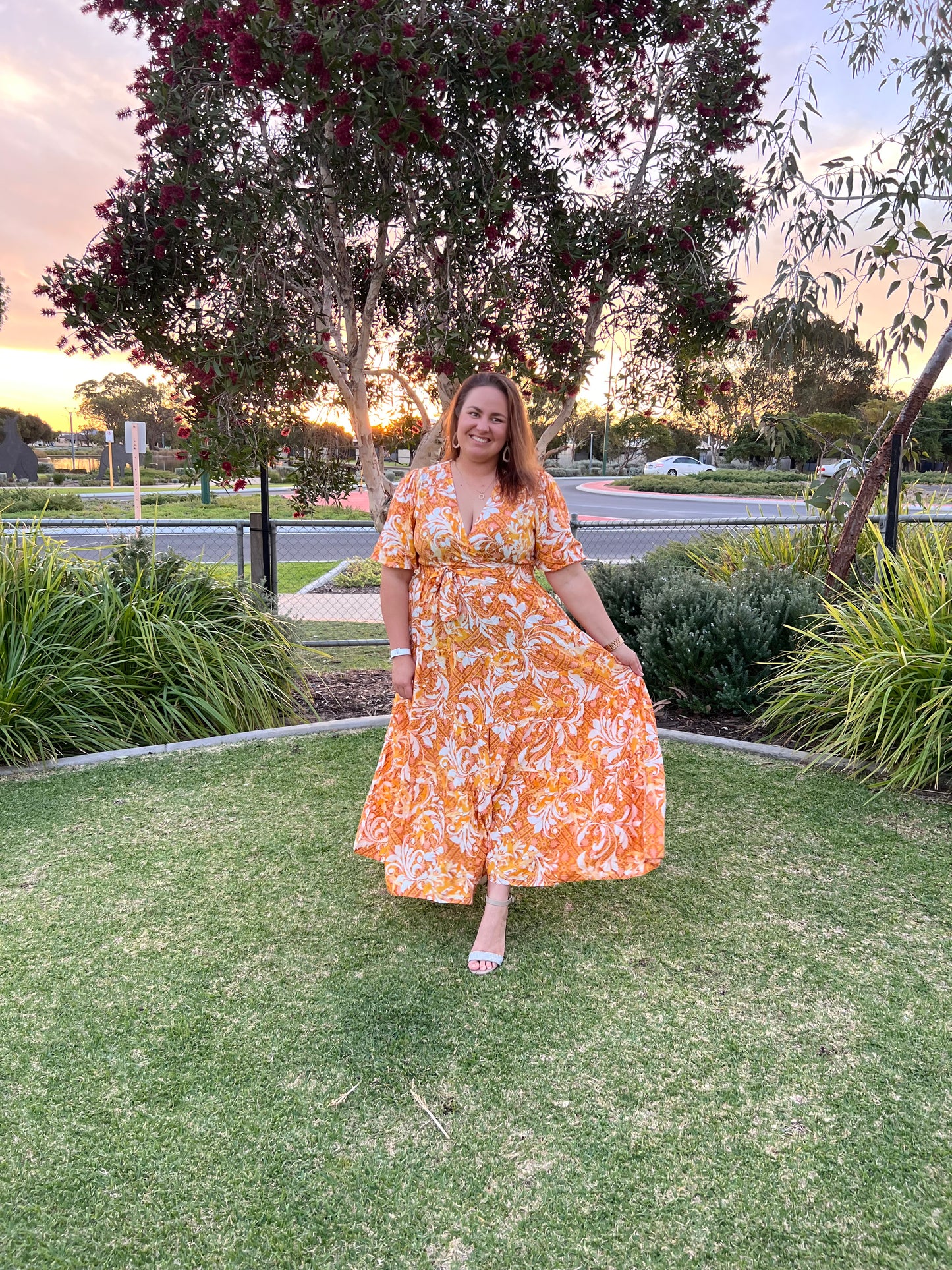 ***NEW*** Ryleigh Maxi Dress: 
The Ryleigh Dress is the perfect way to being a gorgeous hit of colour to your next Autumn outing. This beautiful dress features a romantic sleeve paired with a ful - Ciao Bella Dresses - Dreamcatcher