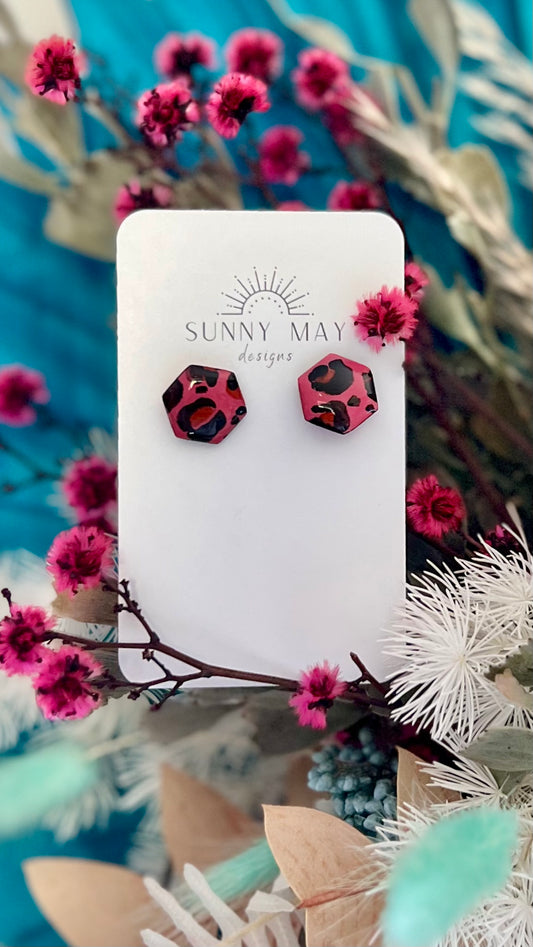 **NEW** Sunny May Stud Earrings: 


Sunny May Designs bring an extra pop of colour to your outfit with these unique handmade earrings. Using a variety of techniques, they are handcrafted in Perth WA - Ciao Bella Dresses