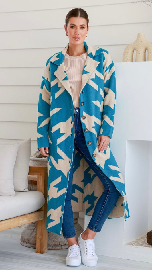 Azure Lightning Cardigan: This long cardigan is softer than soft and the best way to keep snuggly through winter whilst looking your best
Features:

Functional buttons
Reverse colour interior - Ciao Bella Dresses - Label of Love