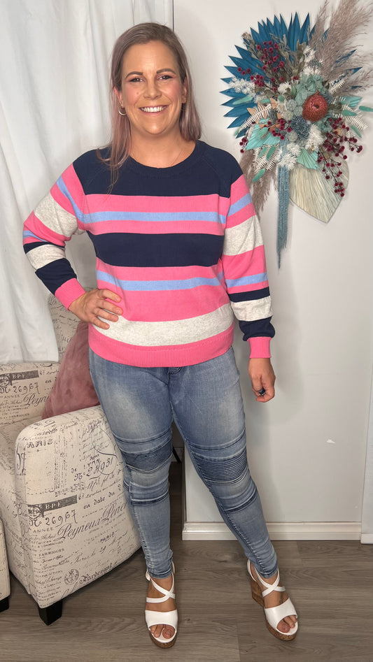 Cherie Knit - Navy Pink Colourblock: This super cute light knit is perfect for those in between days where you're not sure if you are hot or cold!
Features:

Short length
Fitted sleeves with ribbed cuff - Ciao Bella Dresses - Label of Love