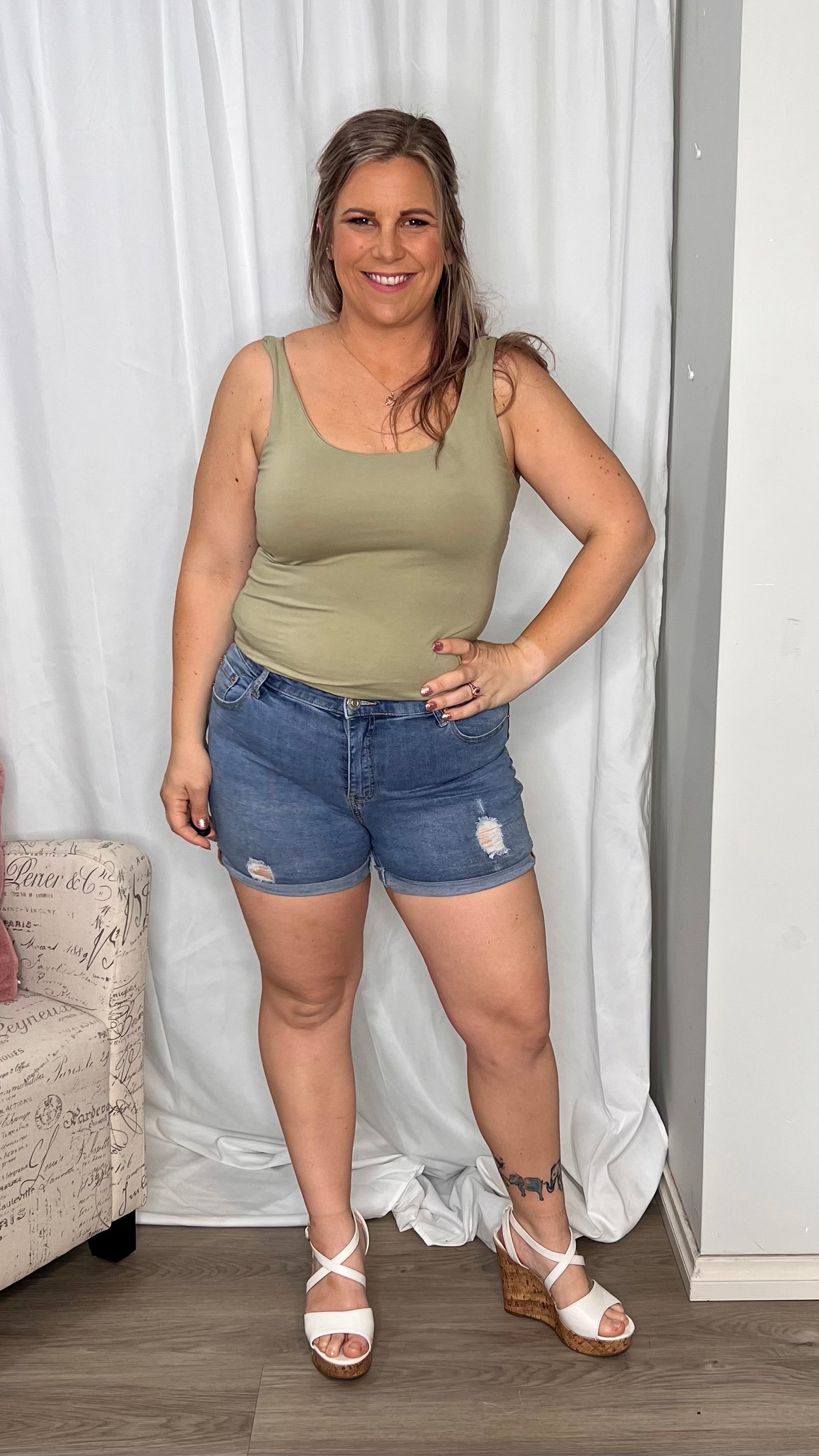 Cassie Singlet Tank: Introducing the Cassie Singlet. From errands to "out”, this singlet's stylish and sassy design shows off your curves without skimping on comfiness. A basic that pack - Ciao Bella Dresses 