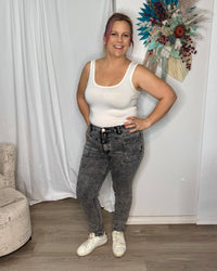**PREORDER** Bianca Slim Stretch Jeans - Grey Stone Wash | Wakee Denim | PREORDER - ETA End of June (fingers crossed for sooner!)
This super stretch skinny is very generous in its sizing and has a good leg length for taller customers or t