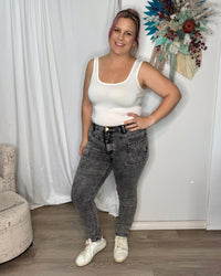 **PREORDER** Bianca Slim Stretch Jeans - Grey Stone Wash | Wakee Denim | PREORDER - ETA End of June (fingers crossed for sooner!)
This super stretch skinny is very generous in its sizing and has a good leg length for taller customers or t