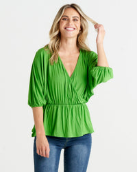 Bayeaux Wrap Top - Green | Betty Basics | The Bayeaux Top combines a classic shape with a comfortable fit, making this the go to when pairing with your fave bottoms
Features:

Faux wrap (breastfeeding friend