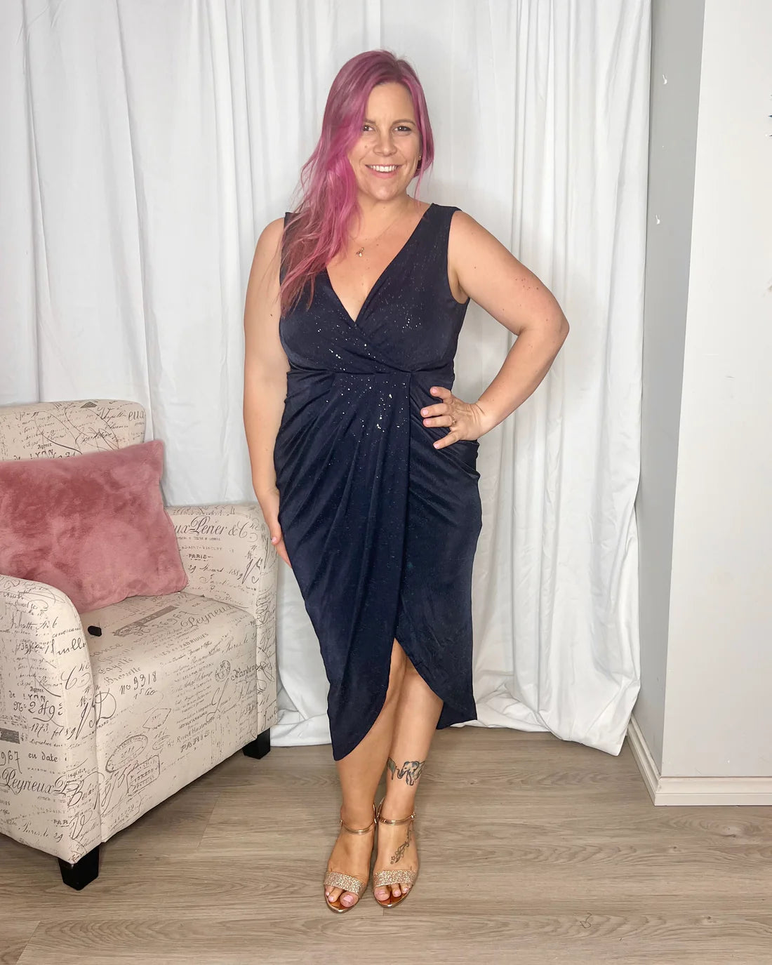 Kyan Glitter Dress - Navy | Spicy Sugar | 
Polyester / elastane 
True to size - if between sizes, size down
Danika is wearing a size 12
Slight stretch with zip up back
Pull aside for breastfeeding access 

A