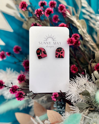 **NEW** Sunny May Stud Earrings: 


Sunny May Designs bring an extra pop of colour to your outfit with these unique handmade earrings. Using a variety of techniques, they are handcrafted in Perth WA - Ciao Bella Dresses