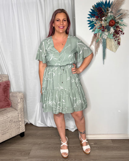 Cyprus Mini Dress: The Cyprus Dress is a cute mini dress, perfect to chuck on as the weather warms up. The floaty sleeves and drawstring waist make it a super comfy, easy fit style
Fea - Ciao Bella Dresses 