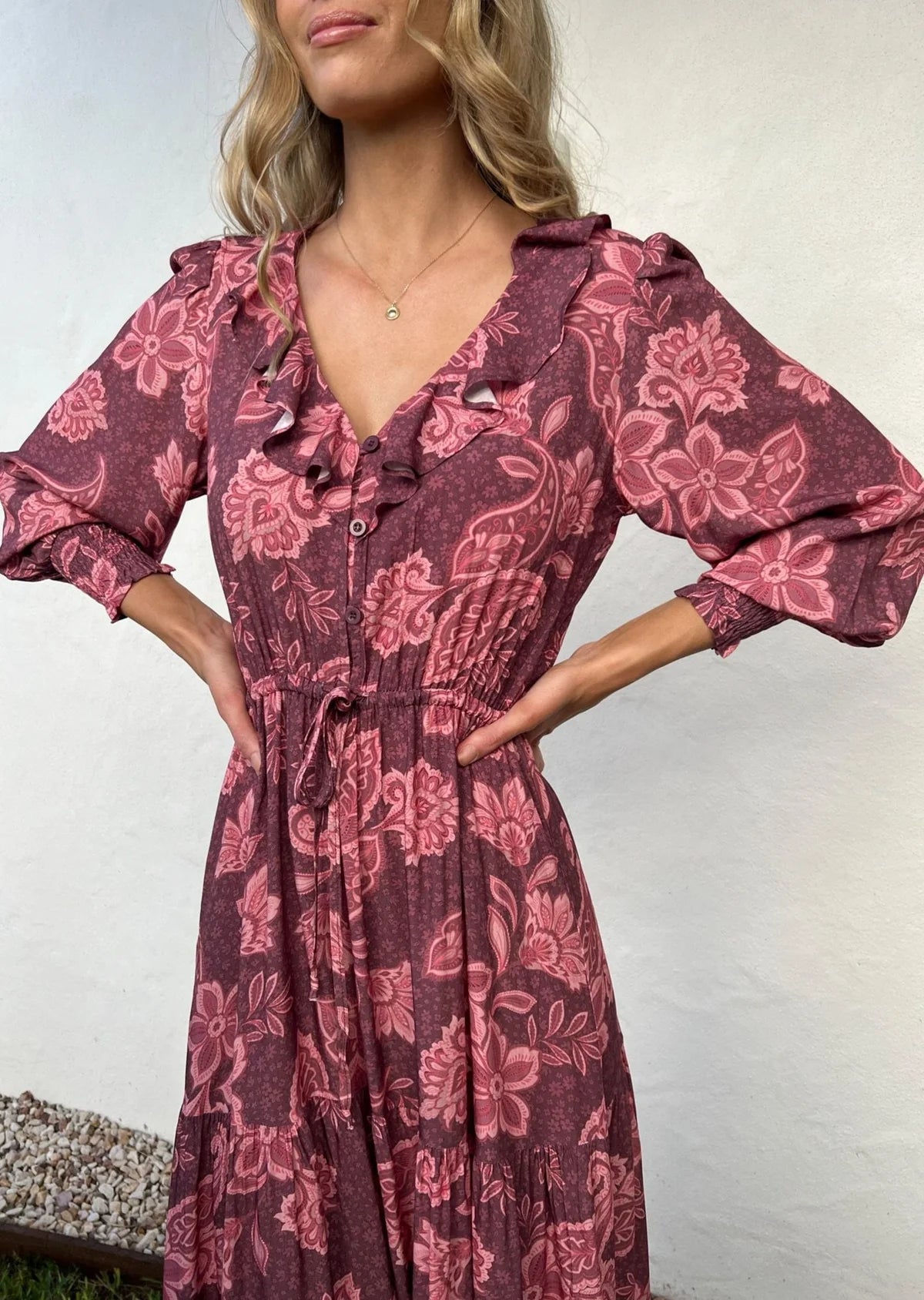 *NEW* Karolina Maxi Dress: Elegant and romantic, the Karolina Frill Maxi Dress is your go to for your next event. 
Features:

Frill collar detail
Long elasticated cuff sleeves
Drawstring waist - Ciao Bella Dresses - Mylk the Label