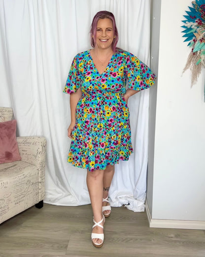 **NEW** Winnie Dress:  
The sweetest print on the sweetest style. The Winnie Dress is a gorgeous little number perfect for Spring and Summer with it’s fun print on a cute mini style
Featu - Ciao Bella Dresses