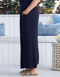 *NEW* Bonnie Pants | Bee Maddison | The Bee Maddison Bonnie Pants in black are a beautifully cut wide leg pant, elevated by the viscose fabrication. Every detail has been considered including the flatt