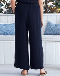 *NEW* Bonnie Pants | Bee Maddison | The Bee Maddison Bonnie Pants in black are a beautifully cut wide leg pant, elevated by the viscose fabrication. Every detail has been considered including the flatt