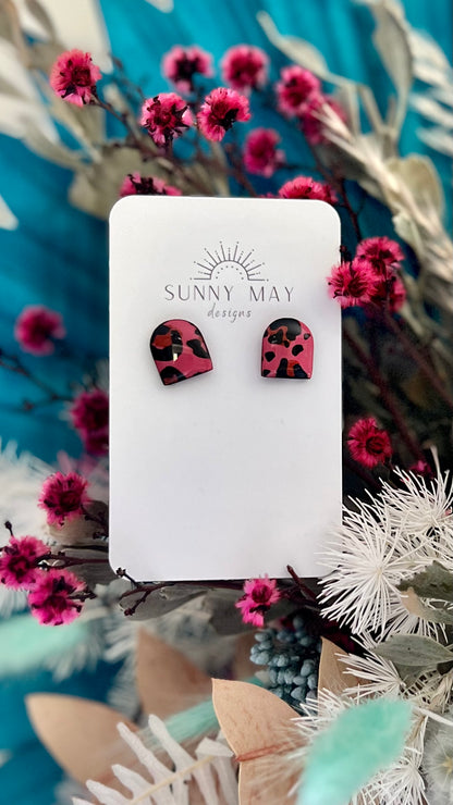 **NEW** Sunny May Stud Earrings: 


Sunny May Designs bring an extra pop of colour to your outfit with these unique handmade earrings. Using a variety of techniques, they are handcrafted in Perth WA - Ciao Bella Dresses