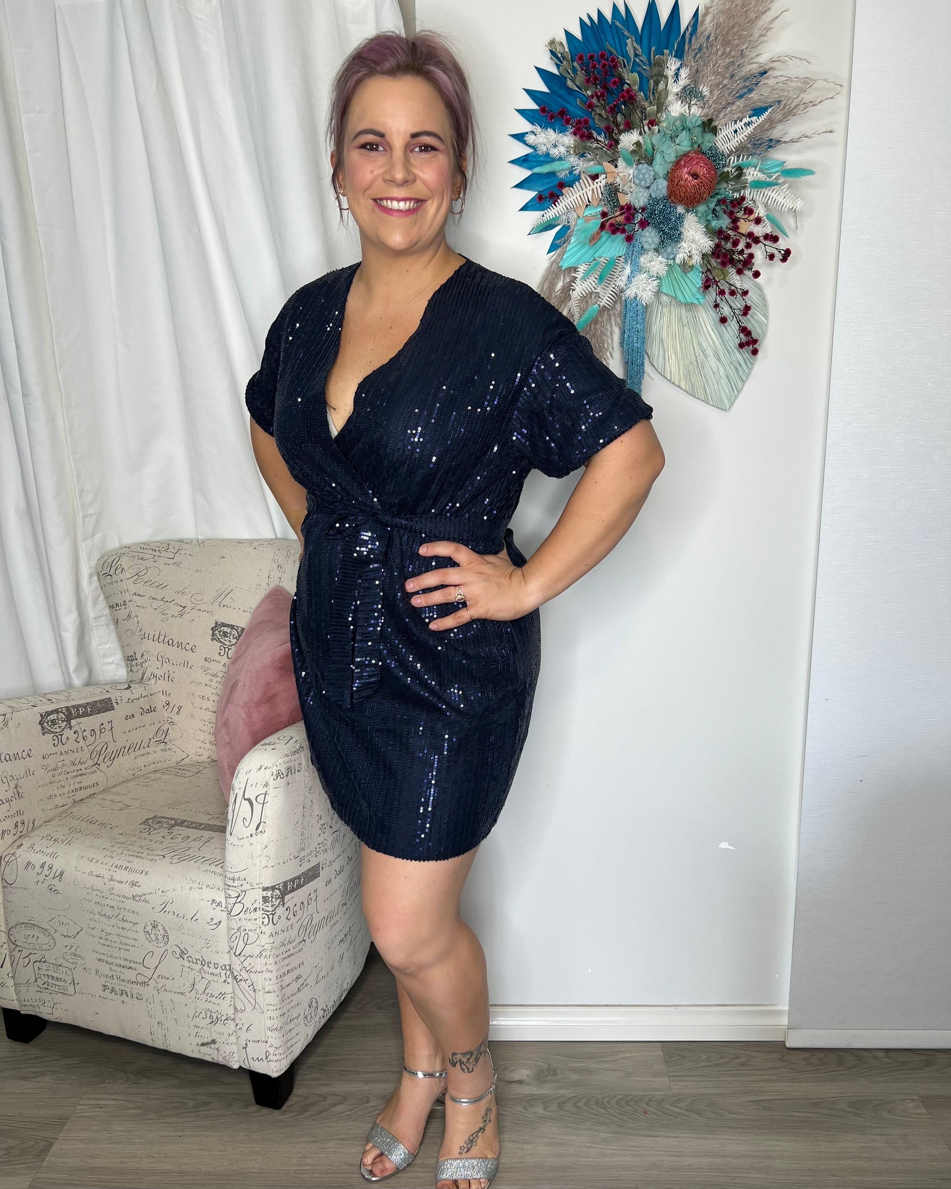 Thea Dress: PLEASE SEE NOTES REGARDING SIZE PRIOR TO PURCHASING
The Thea Dress is a must have for your next glitzy occasion

Faux wrap - breastfeeding friendly
Self tie waist sa - Ciao Bella Dresses 