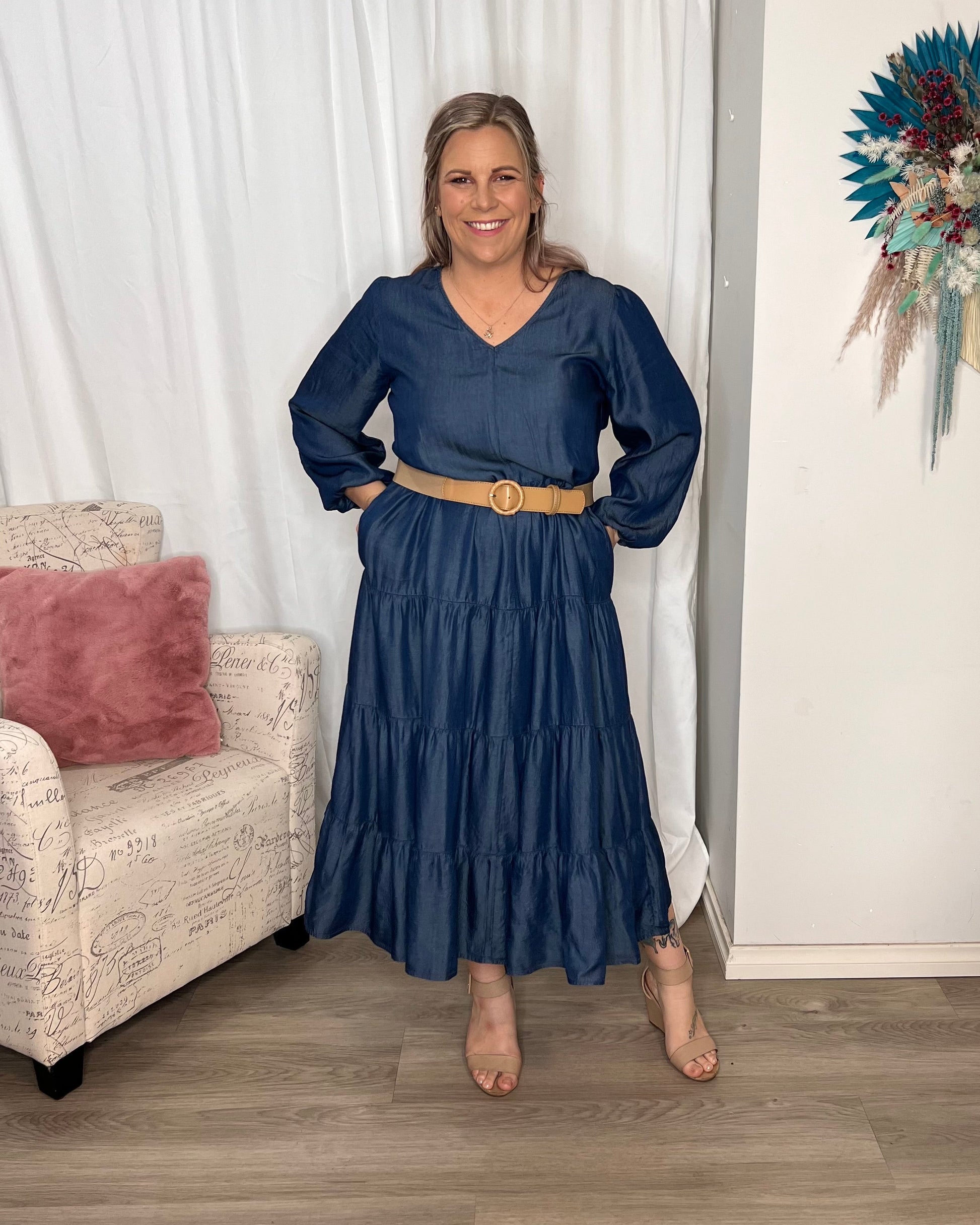 Janie Dress - Navy | Sass Clothing | Greet easy style with The Janie Dress! This comfy-chic frock features a fab relaxed tiered panel fit, an elegant V-neckline, and 3/4 elastic-cuffed sleeves - all to 