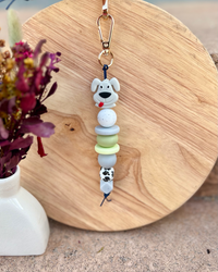 Oto & Iti Keyring | Oto & Iti | Add some personality to your keys or bag with a handmade keyring by Oto &amp; Iti
Features: 

Lobster claw
Silicone beads
Varied designs

Hardware: Varied - gold loo