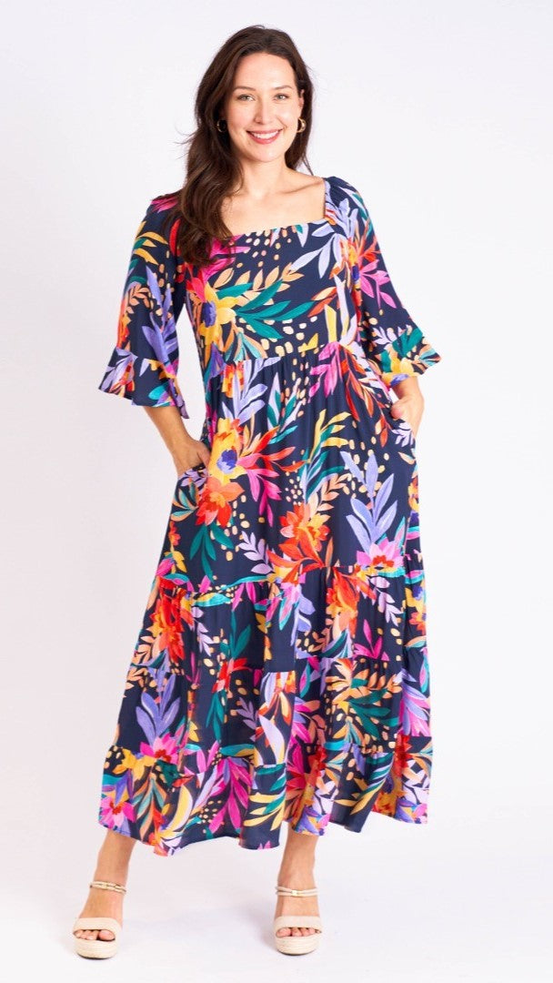 Jolene Midi Dress: An elegant midi dress, the Jolene pairs a beautiful midi shape with a vibrant floral print, creating this beautiful piece
Features:

Bell sleeves
Midi length
Inner s - Ciao Bella Dresses 