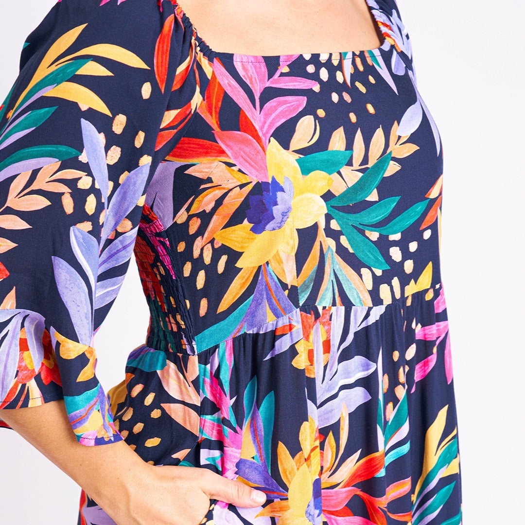 Jolene Midi Dress: An elegant midi dress, the Jolene pairs a beautiful midi shape with a vibrant floral print, creating this beautiful piece
Features:

Bell sleeves
Midi length
Inner s - Ciao Bella Dresses 