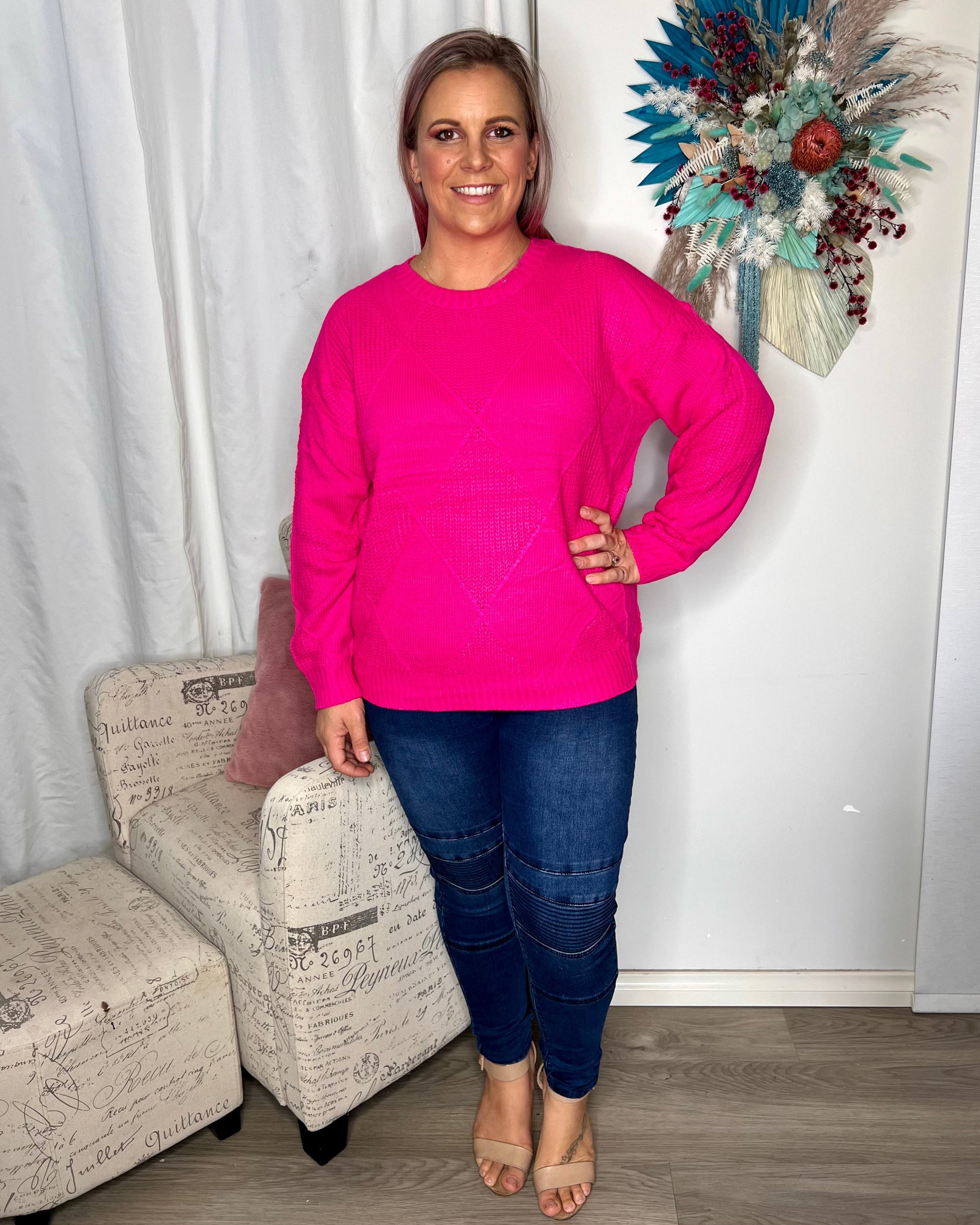 Marcia Knit Jumper - Pink | Label of Love | Photos do not do this piece justice. The Marcia Knit comes in two amazing vibrant colours that will brighten up the gloomiest day
Features:

Knit

Sizing: This item 