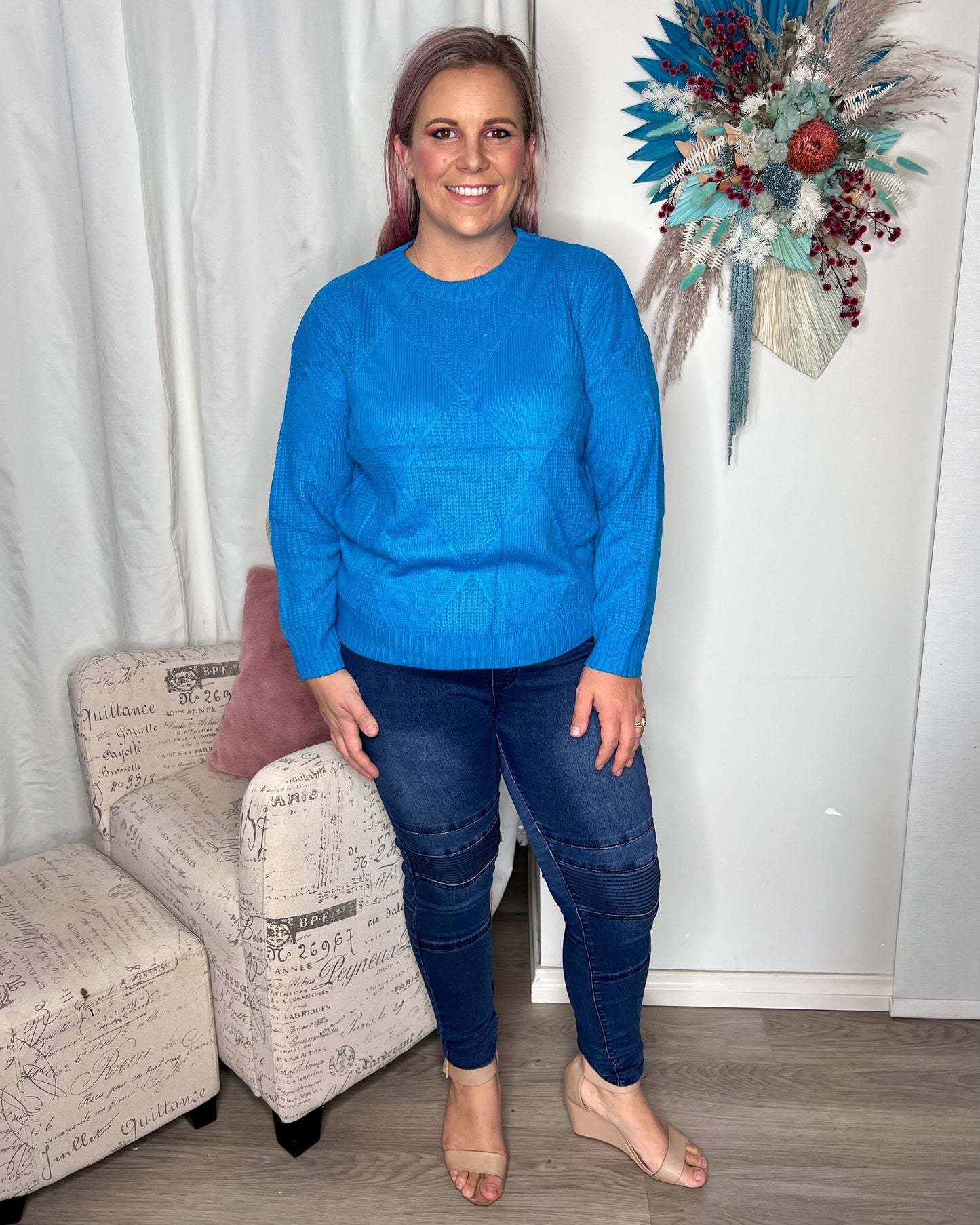 Marcia Knit Jumper - Blue | Label of Love | Photos do not do this piece justice. The Marcia Knit comes in two amazing vibrant colours that will brighten up the gloomiest day
Features:

Knit

Sizing: This item 