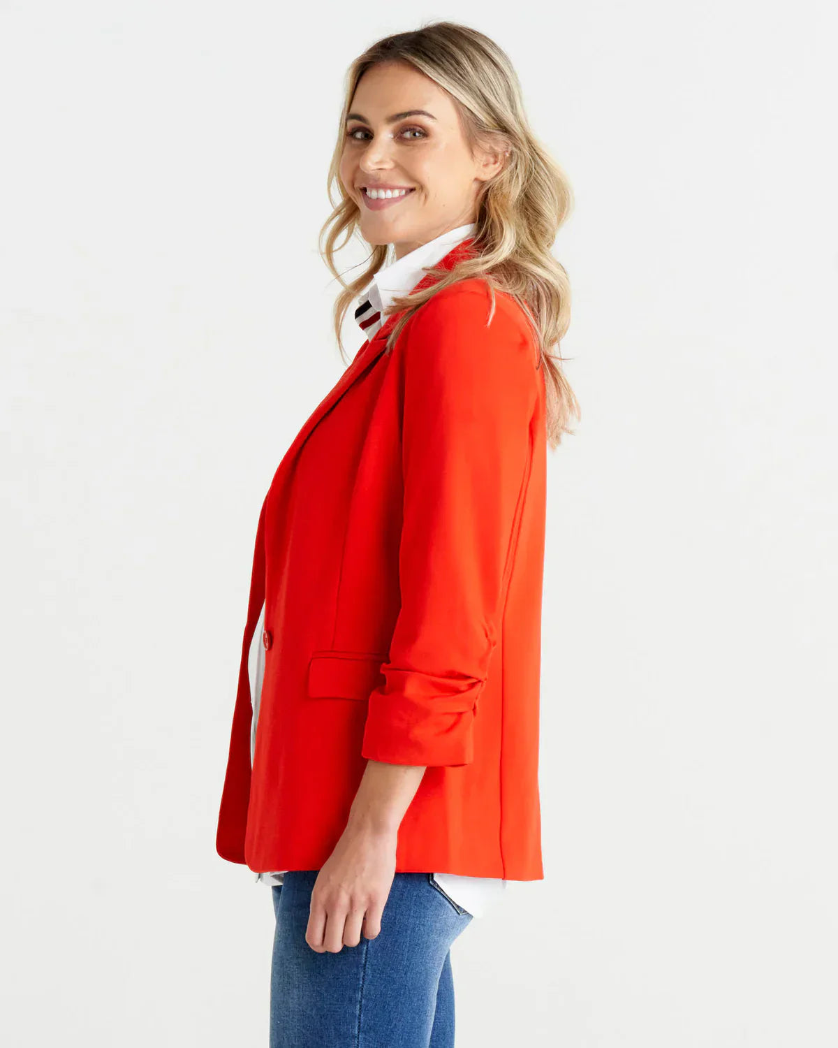 Merci Ponte Blazer - Green | Betty Basics | Introducing the Ponte Blazer, where comfort meets style with a fun and laid-back twist! Made with a soft stretch hand feel, this blazer is designed to keep you feeli