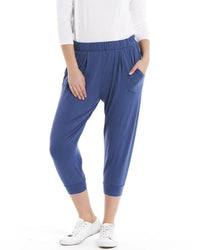 Tokyo 3/4 Pants - Navy | Betty Basics | A classic Betty Basics style, the Tokyo 3/4 Pant is a relaxed style that features an elasticated waistband and side pockets. Simple yet stylish, they are the perfect
