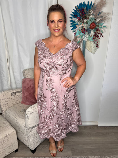 Bethany Lace Dress: If you're looking for the perfect addition to your formal wardrobe look no further than the Bethany Lace Midi Dress
This dress features a beautiful scalloped hem and - Ciao Bella Dresses 