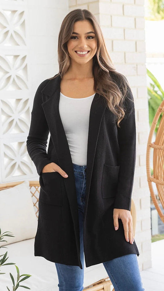 Acacia Coatigan - Black | Freez | 
A knit coatigan is a wardrobe staple for the transeasonal months. This versatile style can be easily styled from weekend casual to office appropriate, dressed up or