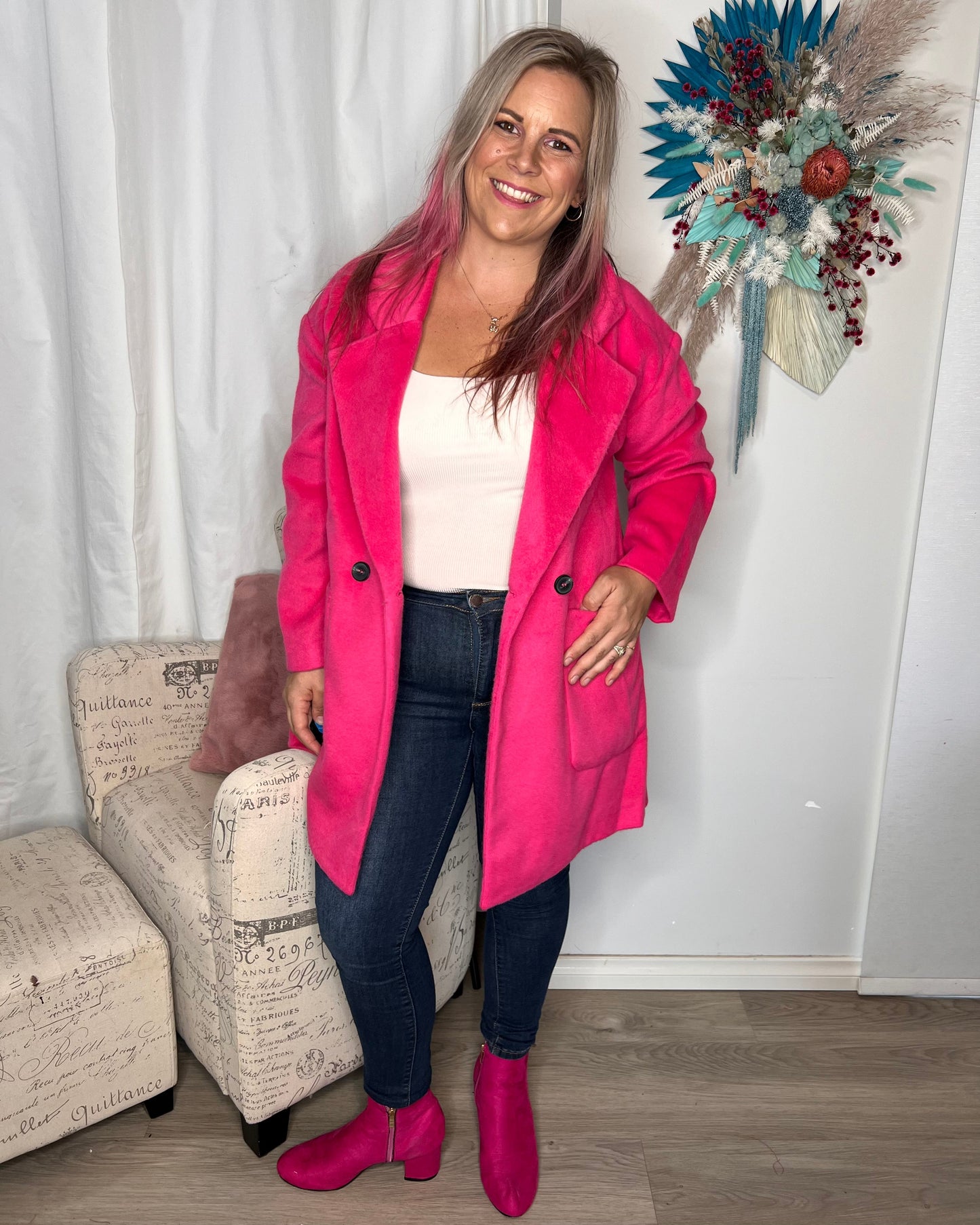 Arden Double Breasted Coat - Hot Pink | Sass Clothing | 
Feast your eyes on the Arden Double Breasted Coat, featuring a heritage vintage design with a button-up front and pockets to stash your lipstick and phone. This coa