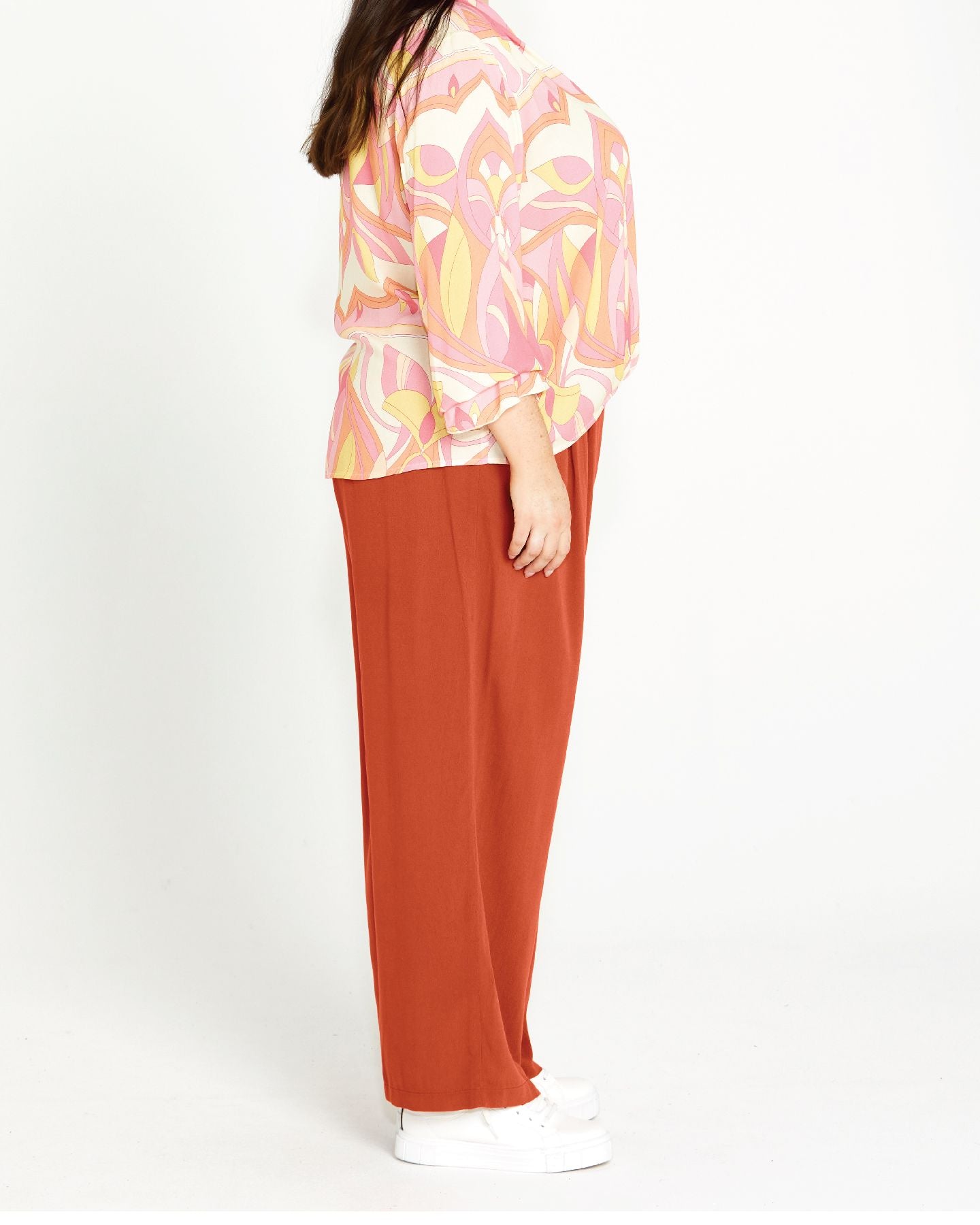 Vivienne Wide Leg Pants - Terracotta | Sass Clothing | Step into style and comfort with the Vivienne Wide Leg Pant! Featuring soft tailoring and a chic, wide leg design, these pants are the perfect choice for keeping you