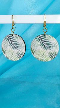 These beautiful pieces have been handmade in North Vietnam, with proceeds going towards educating children at Phu Ninh Children’s Home
Please take care when wearing  - Wooden Earrings - Handmade