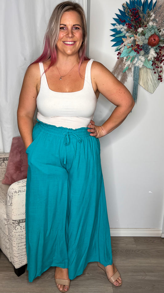 Kaley Culottes: 
The Kaley Culottes are a perfect combo of comfort versus style. The stunning colour and shape will make this outfit a stand out, whilst maintaining that loungewear  - Ciao Bella Dresses 