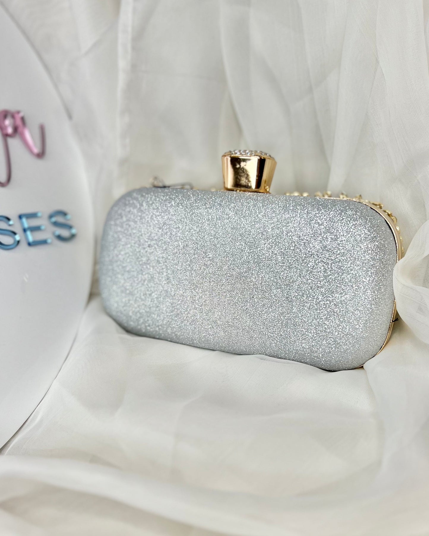 Myrtle Evening Bag: This stunning piece will bring together your evening outfit with it’s gorgeous pops of bling
Features:

Interchangeable handles / straps 
Solid handle, 1 x 38cm chai - Ciao Bella Dresses - Ciao Bella Dresses