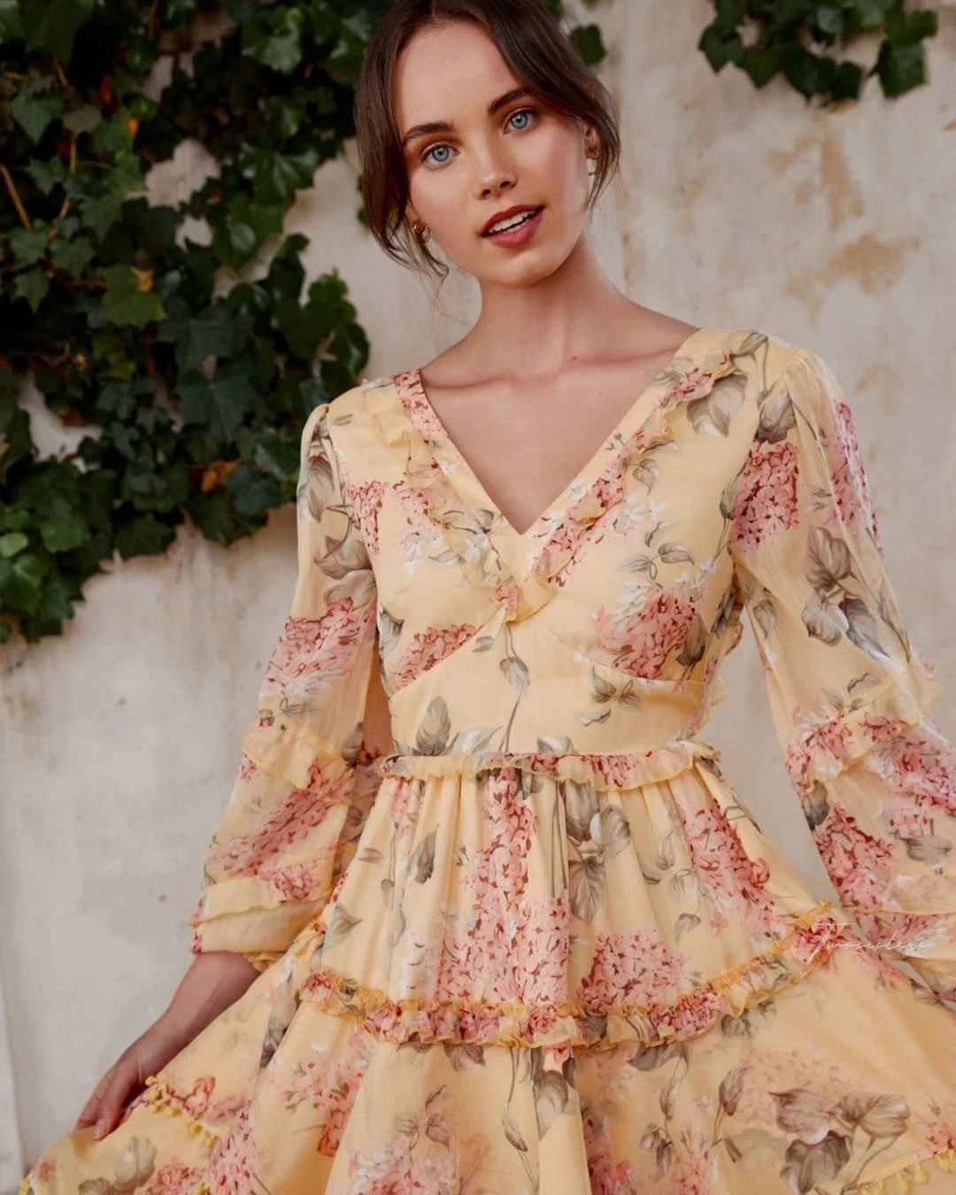 Forever new 2024 amber frill dress